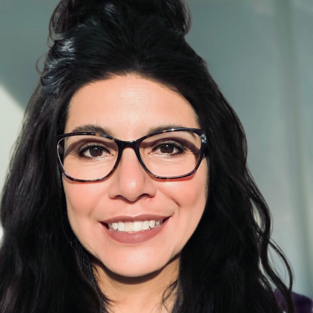 Meet your Posher, Ana